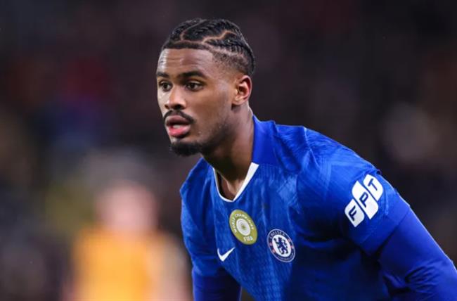 MU nên chiêu mộ Jorrel Hato của Chelsea 4 2102091721.png