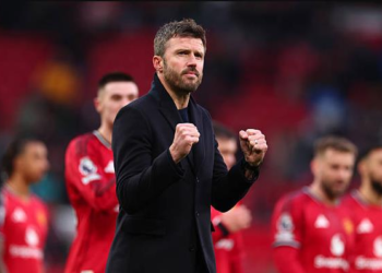 Michael Carrick tiến gần kỷ lục của Ole Gunnar Solskjaer 4 2402065655.png