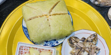 4 khong khi an banh chung ngay tet 737.jpg