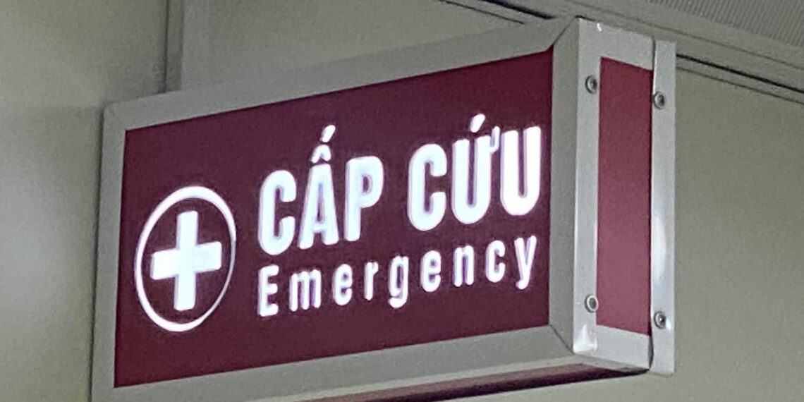Ba người nghi ngộ độc sau bữa hải sản, Bộ Y tế ra công văn khẩn 4 nguoi nghi ngo doc sau bua hai san bo y te ra cong van khan 1235.jpg