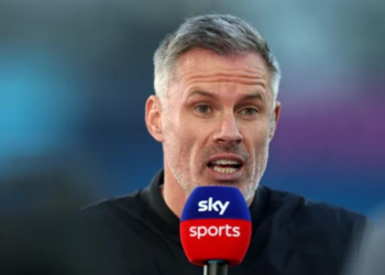Jamie Carragher dự đoán táo bạo về MU sau chiến thắng Everton 5 2402070513.png