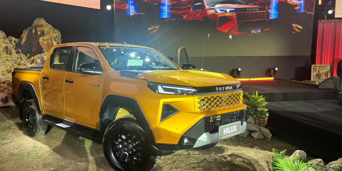 5791769677700 toyota hilux 2026 anh dai dien.jpg