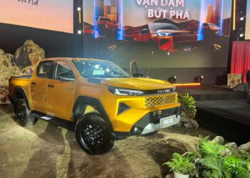 5791769677700 toyota hilux 2026 anh dai dien.jpg