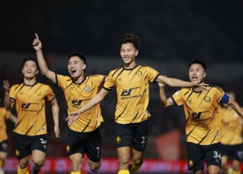 Cổ động viên góp tiền để nuôi Thanh Hóa 631368733 4643579662578804 749882714010795596 n 0902092621.jpg