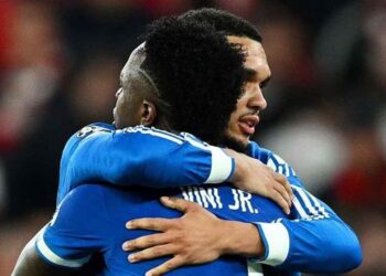 Alexander-Arnold lên án hành vi PBCT, yêu cầu công lý cho Vinicius alexander arnold vinicius junior 1902095232.jpg