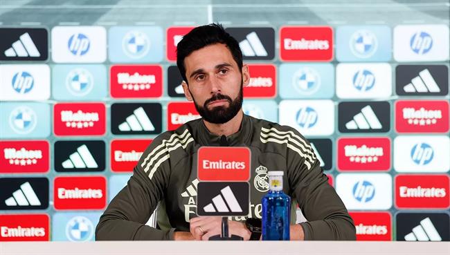 alvaro arbeloa tin cdv real madrid khong quay lung voi doi nha.jpg