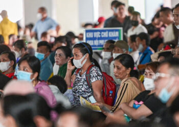 benh vien cho ray nhieu benh nhan ung thu co the duoc dung thuoc dat tien mien phi 1711.jpg