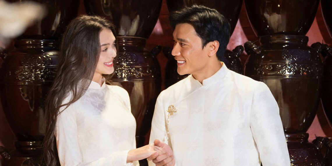 Bùi Tiến Dũng cùng vợ Tây khoe ảnh đẹp lung linh đón Tết bui tien dung cung vo tay khoe anh dep lung linh don tet 2242.jpg