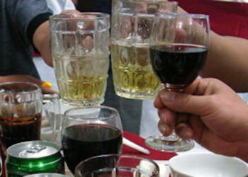 can tet thuc uong quen thuoc day nhieu nguoi roi vao nguy kich 1992.jpg