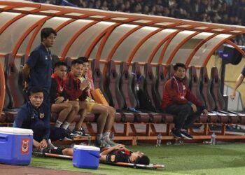 chan thuong cua thai son va noi lo voi u23 viet nam.jpg