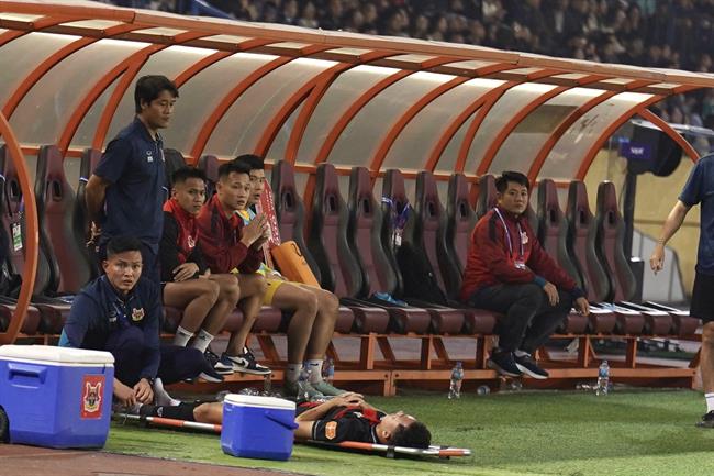 chan thuong cua thai son va noi lo voi u23 viet nam.jpg