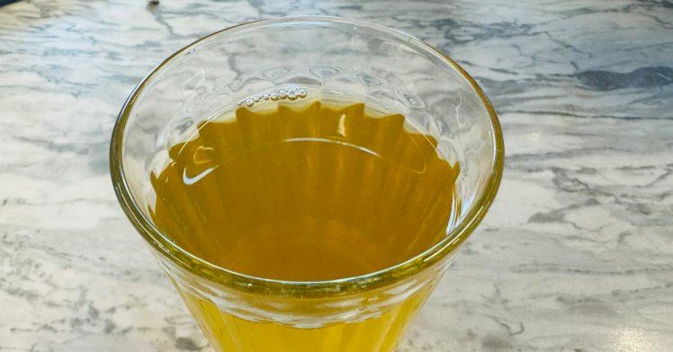 co nen uong tra xanh de qua dem 2000.png