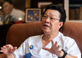 Dấu chân người thầy thuốc mang quân hàm thiếu tướng từ Trường Sa đến Nam Sudan dau chan nguoi thay thuoc mang quan ham thieu tuong tu truong sa den nam sudan 1208.jpg