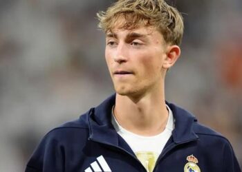 Dean Huijsen xin lỗi vì phân biệt chủng tộc người châu Á dean huijsen xin loi vi phan biet chung toc nguoi chau a.jpg