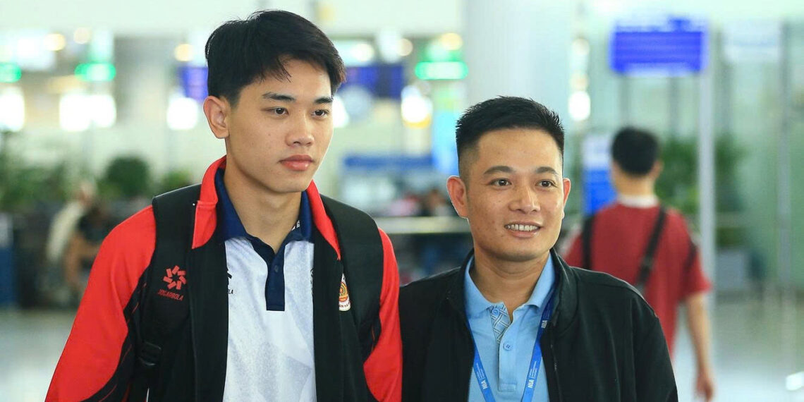 Đình Bắc, Quang Hải xuất ngoại ngày 29 Tết đá Cúp C2 châu Á dinh bac quang hai xuat ngoai ngay 29 tet da cup c2 chau a 1105.jpg