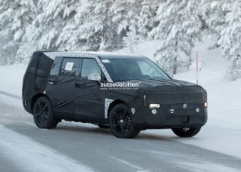 facelifted 2027 hyundai santa fe moves closer to the new palisade s aesthetic 264757 1 jpg.16344.jpeg