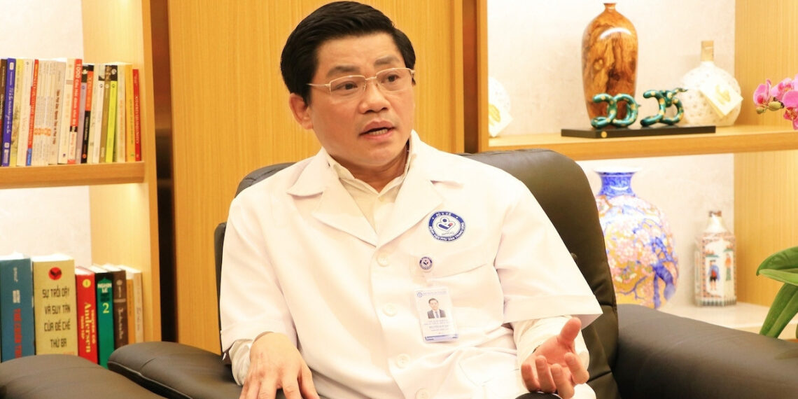 Tôi làm quản lý nhưng không rời chuyên môn sản phụ khoa giao su nguyen duy anh toi lam quan ly nhung khong roi chuyen mon san phu khoa 1042.jpg