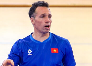 hlv diego giustozzi tuyen futsal viet nam don suc dau thai lan 1678.jpg