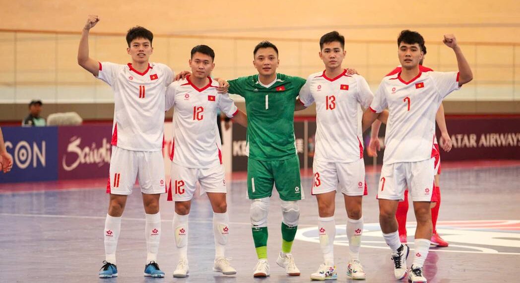 hlv giustozzi quyet cung viet nam gianh ngoi nhat bang truoc thai lan.jpg