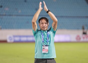 HLV Vũ Hồng Việt bất ngờ trở lại ghế nóng Nam Định hlv vu hong viet bat ngo tro lai ghe nong nam dinh.jpg