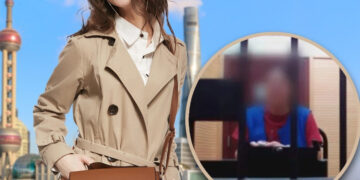 khach nu gio du tro quai la de duoc du lich chua o thanh pho dat do 208.jpg