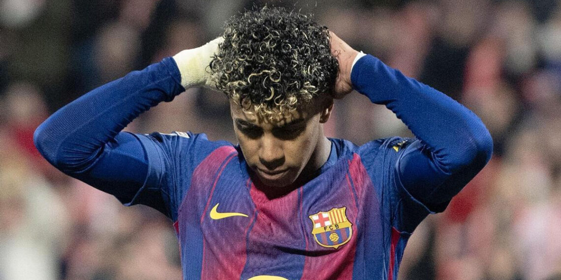 lamine yamal hong phat den con gian khi danh tieng bi hoen o 982.jpg