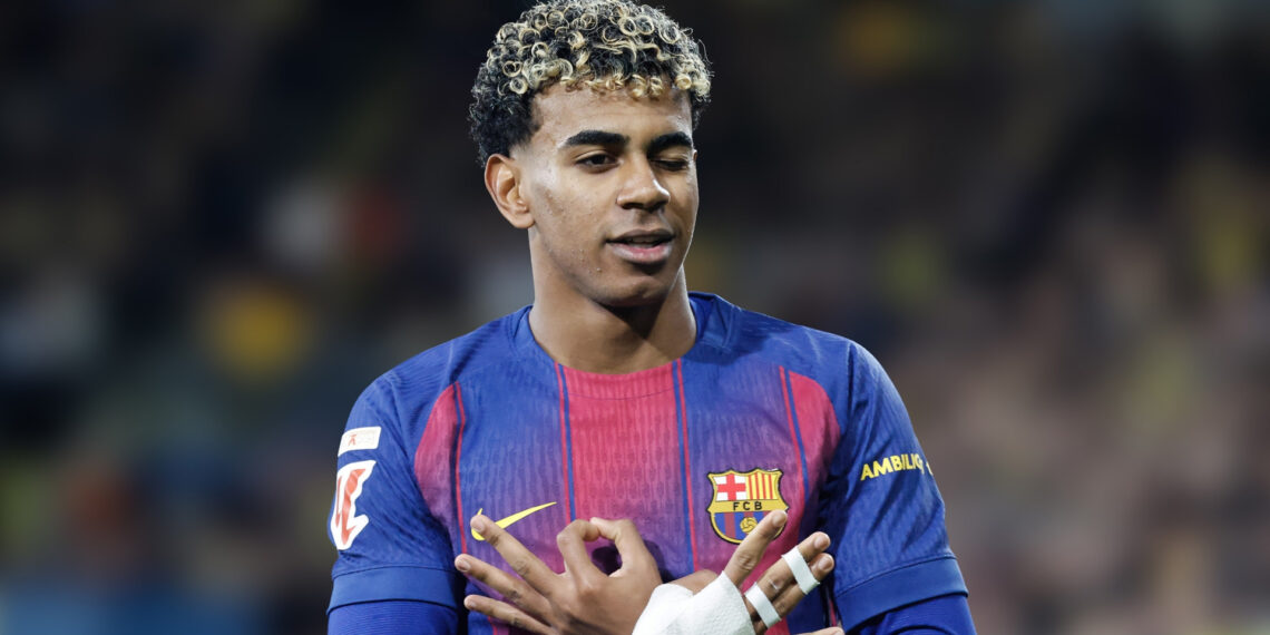 lamine yamal tiet lo that bai lon nhat ben ngoai bong da 1515.jpg