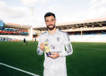 michael carrick khang dinh mot dieu ve bruno fernandes.jpg