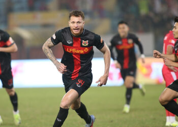 nhan dinh ninh binh vs hagl doi lai ngoi dau v league 2009.jpg