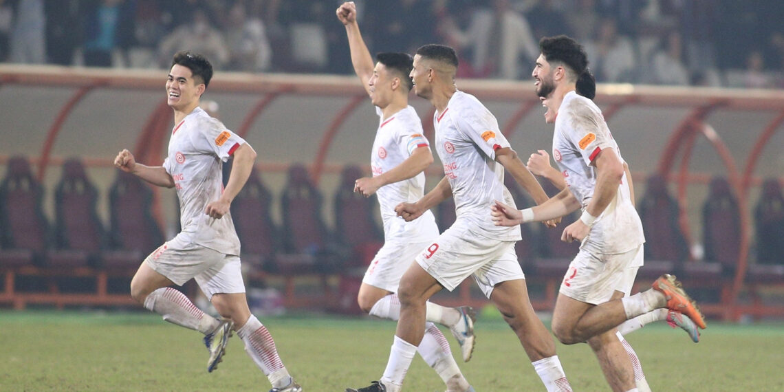 nhan dinh the cong viettel vs slna qua tet cho ai 1532.jpg