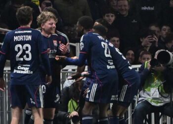 nhan dinh lyon vs nice 02h45 ngay 162 ligue 1 202526.jpeg