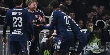 nhan dinh lyon vs nice 02h45 ngay 162 ligue 1 202526.jpeg