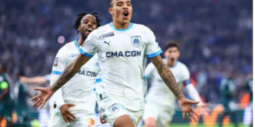 nhan dinh marseille vs strasbourg 23h00 ngay 142 cho mua ban thang.png