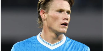 nhan dinh napoli vs roma 2h45 ngay 162 cang thang tot do.png