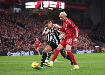 nhan dinh newcastle vs brentford 0h30 ngay 82 diem tua san nha.png