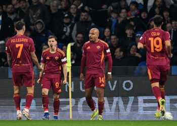 nhan dinh roma vs cremonese 02h45 ngay 232 serie a 202526.jpg