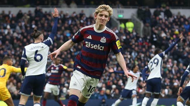 nhan dinh tottenham vs arsenal 23h30 ngay 222 khong de cho phao thu.jpg