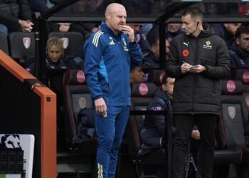 sau thomas frank toi luot sean dyche bi nottingham forest sa thai.jpg