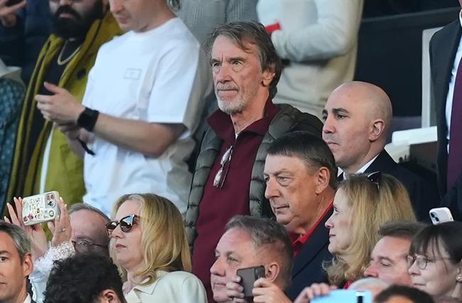 MU báo lãi lớn sau chiến dịch thắt lưng buộc bụng của Sir Jim Ratcliffe sir jim ratcliffe 2602084338.jpg