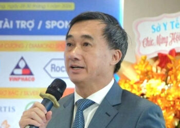 Đào tạo nhân lực là chìa khóa nâng tầm y học Việt Nam thu truong bo y te dao tao nhan luc la chia khoa nang tam y hoc viet nam 1773.jpg