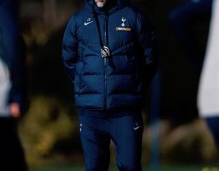 tottenham chuan bi dau arsenal voi 13 cau thu.jpg