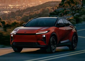 toyota c hr jpg.16539.jpeg