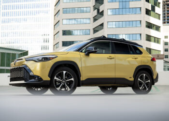 toyota corolla cross hybrid 00012 jpg.16601.jpeg