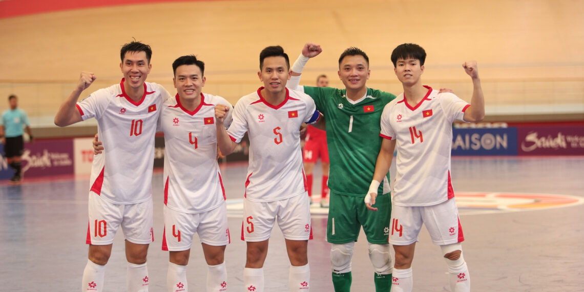 truc tiep bong da futsal viet nam 2 0 lebanon ngoc anh nhan doi cach biet 1161.jpg