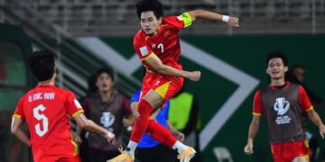 tuyen viet nam va thoi diem hlv kim sang sik lam moi manh me 2721.jpeg