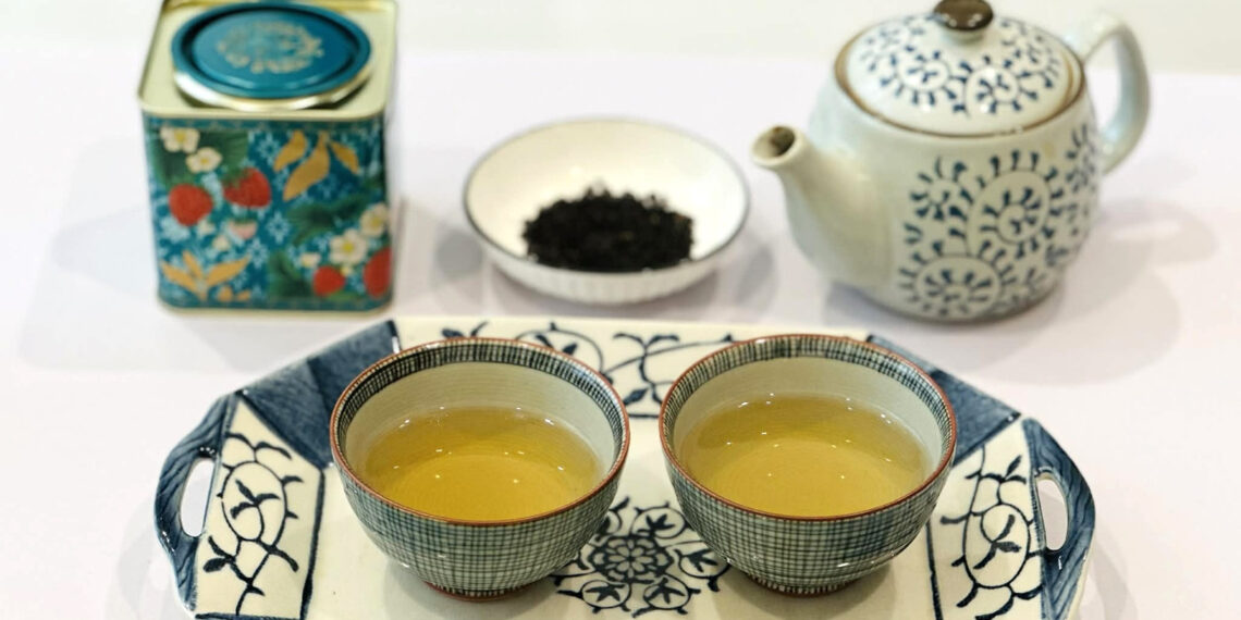 uong bao nhieu tra va ca phe moi ngay co the giam nguy co sa sut tri tue 2560.jpg