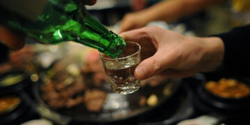 uong ruou 1 1101.jpg