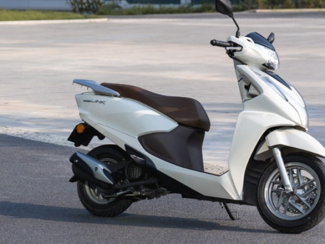 Honda Việt Nam đăng ký bản quyền mẫu xe ga lạ: Thiết kế giống "Lead mới" nhưng trẻ trung và góc cạnh hơn xehay honda xe moi 230226 2.jpg