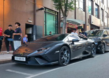Cận cảnh "siêu bò" Lamborghini Huracan Tecnica màu xám độc bản mang biển số tứ quý 9 cực phẩm xehay huracan tecnica 160226 6.jpg