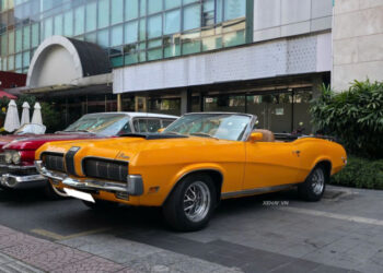xehay mercury cougar convertible 090226 101.jpg